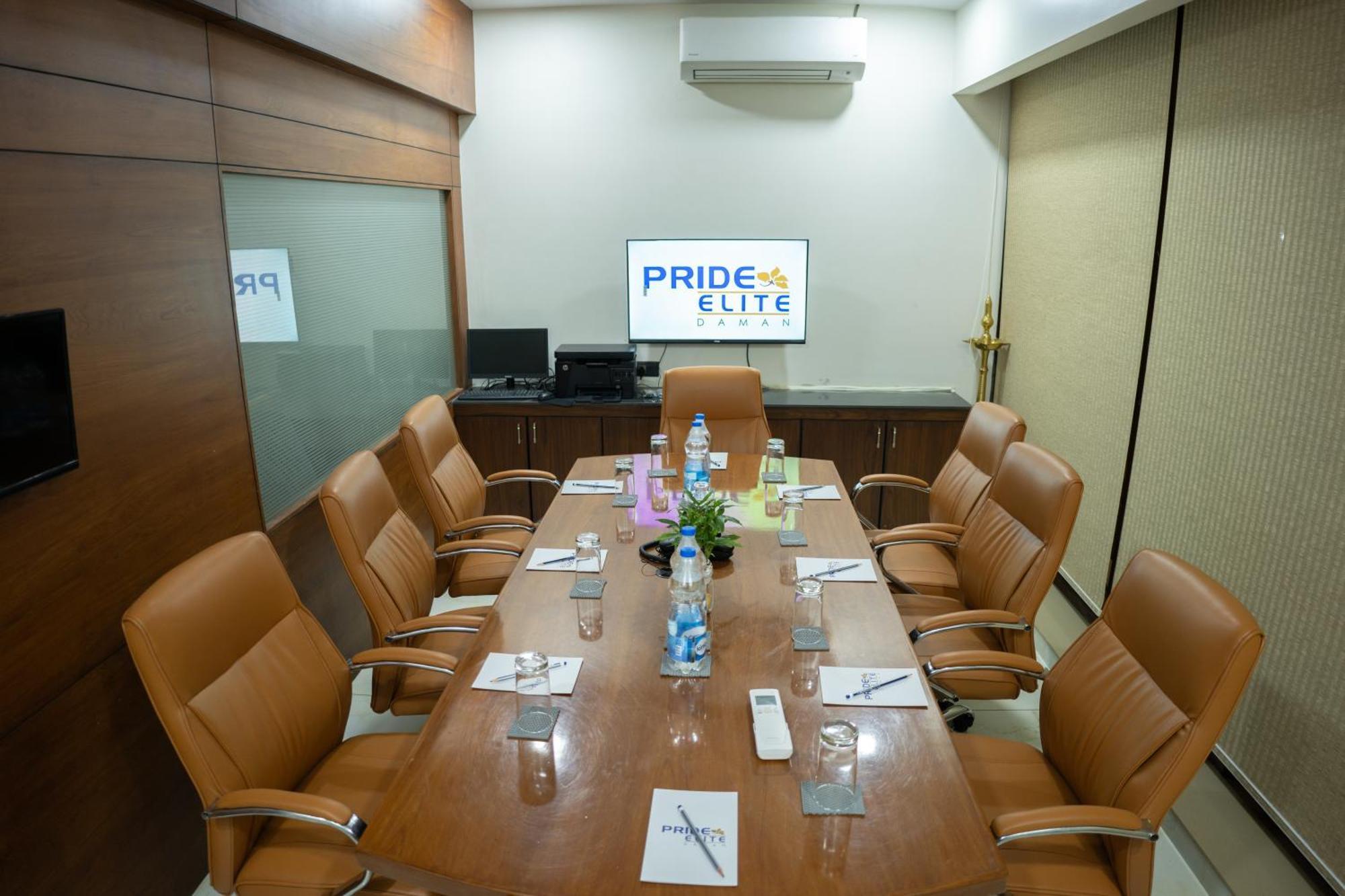 فندق Pride Elite, دامان المظهر الخارجي الصورة